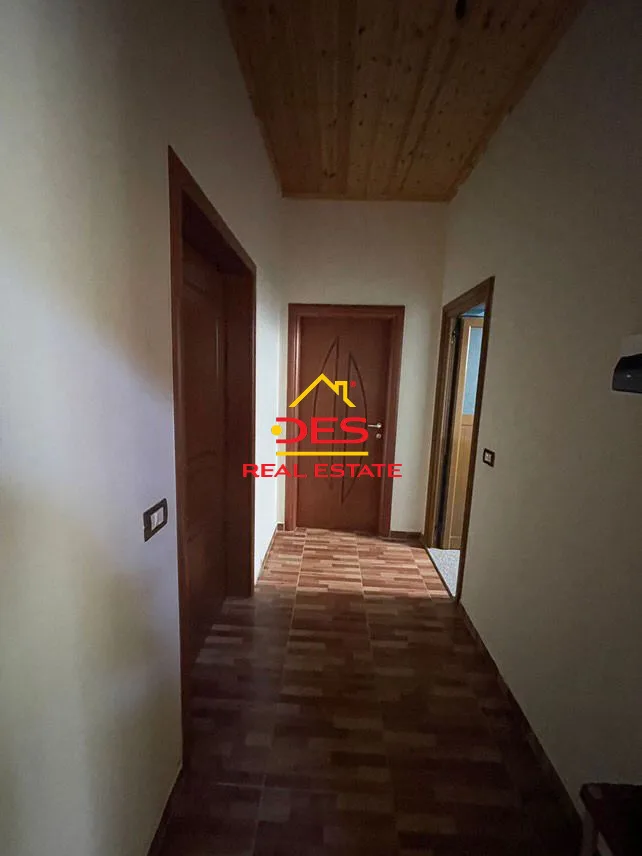 Shitet shtëpi private 2 katëshe në tërbaç, elbasan