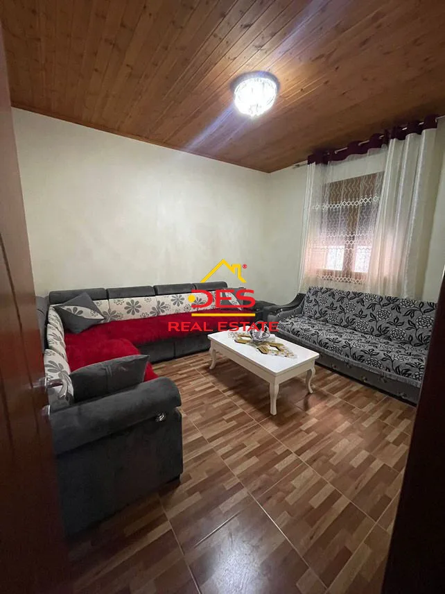 Shitet shtëpi private 2 katëshe në tërbaç, elbasan