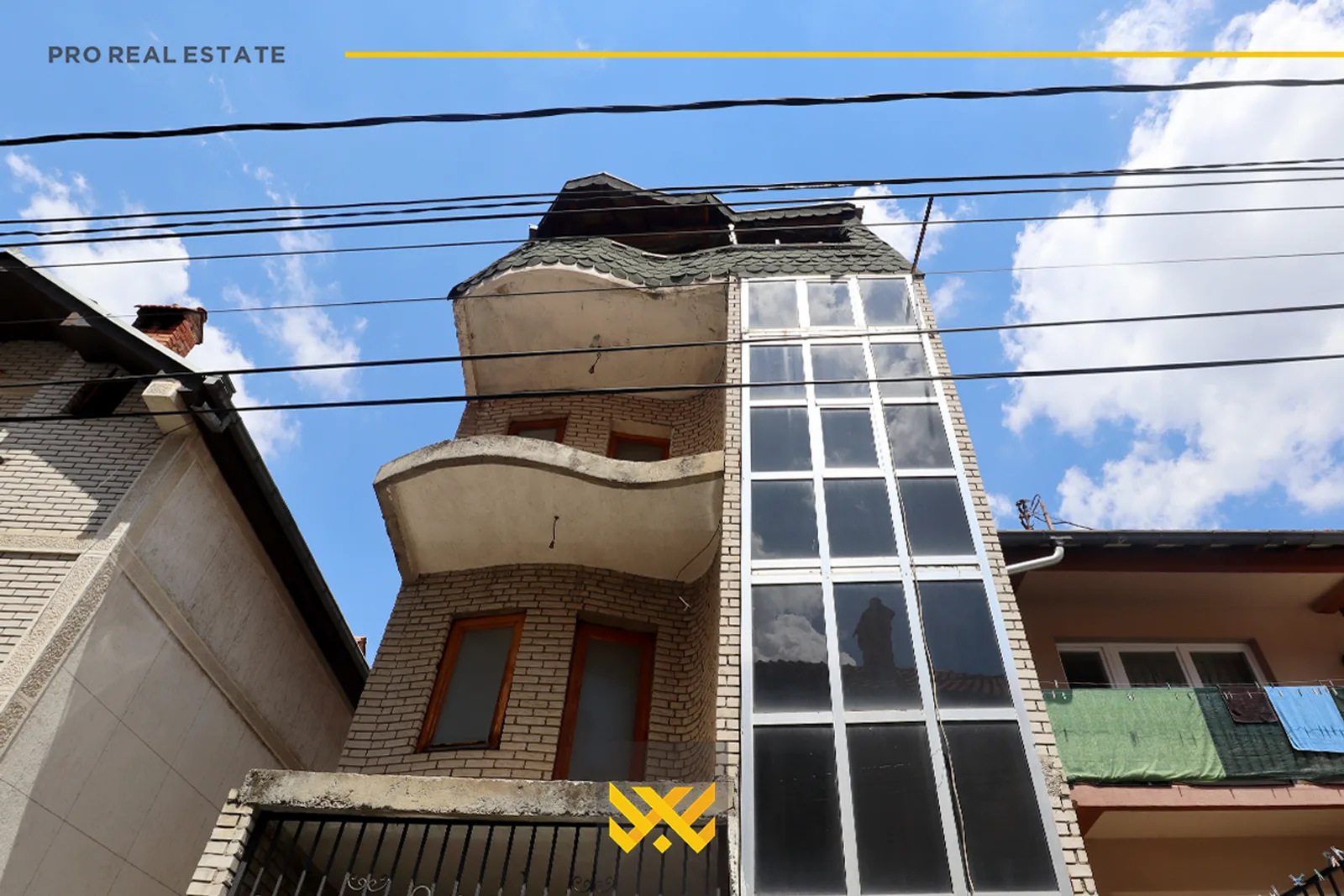 Shtëpi – Zyre 300m² + 100m² me #QIRA në Lagjen Dodona.