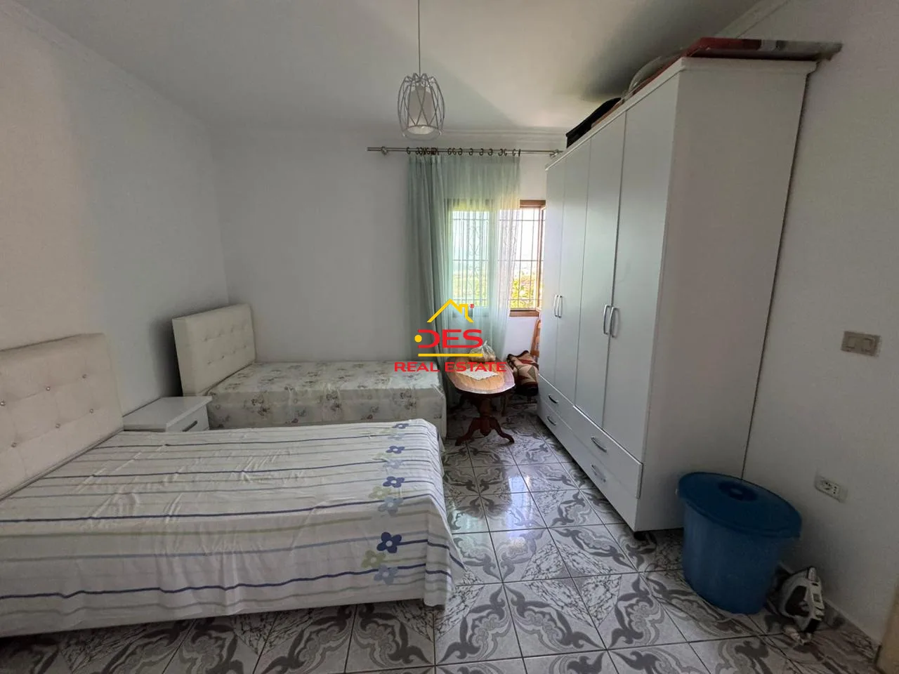 Shitet shtëpi private + truall në selenicë, vlorë
