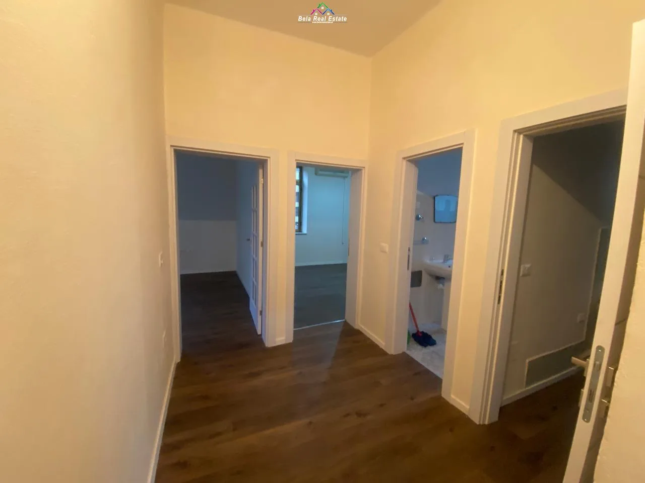 Zyre Me Qera Tek Rruga e Dibres ( ID BZ2821) Tirane