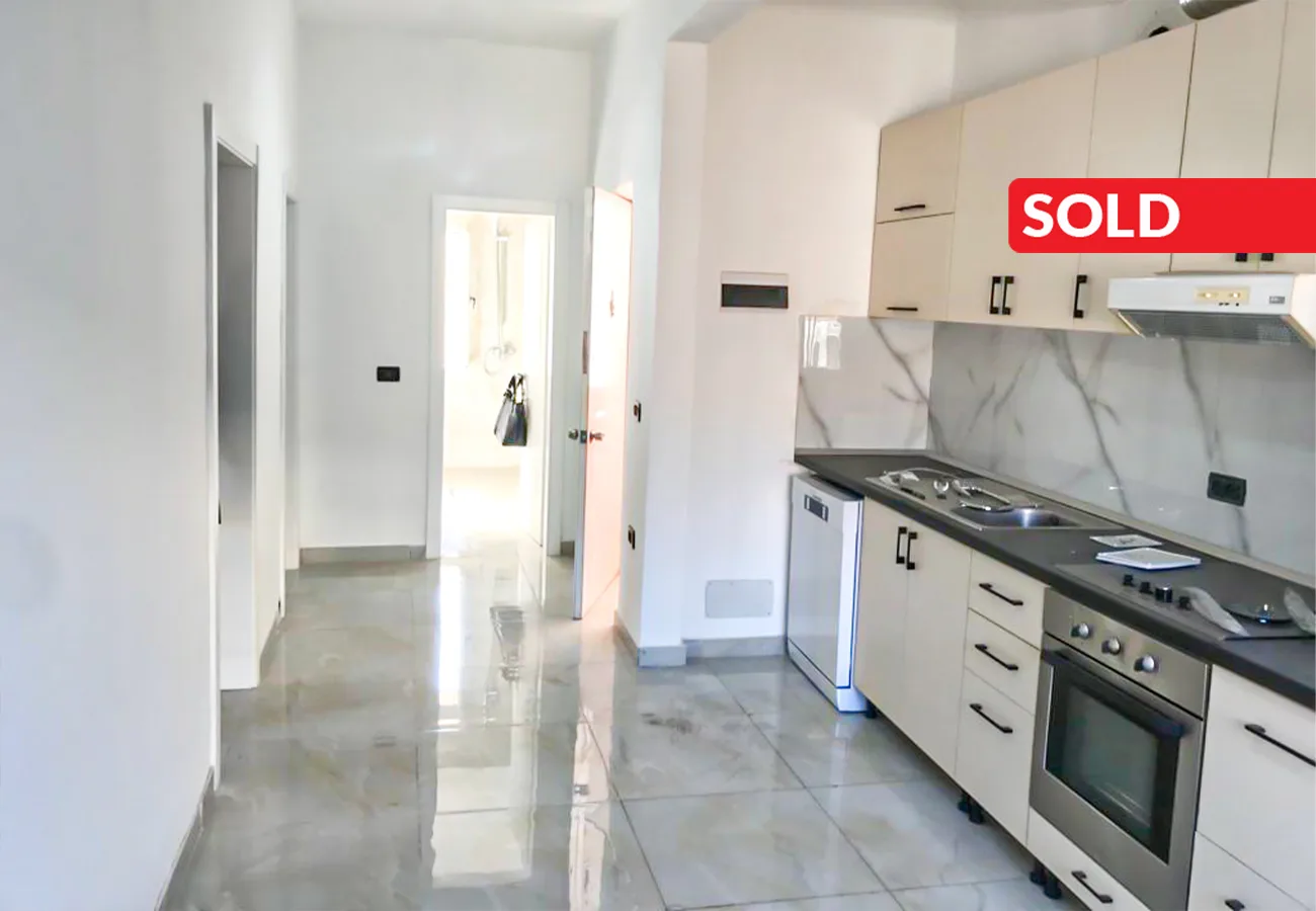 Shitet apartament 2+1 në myslym shyr, tiranë