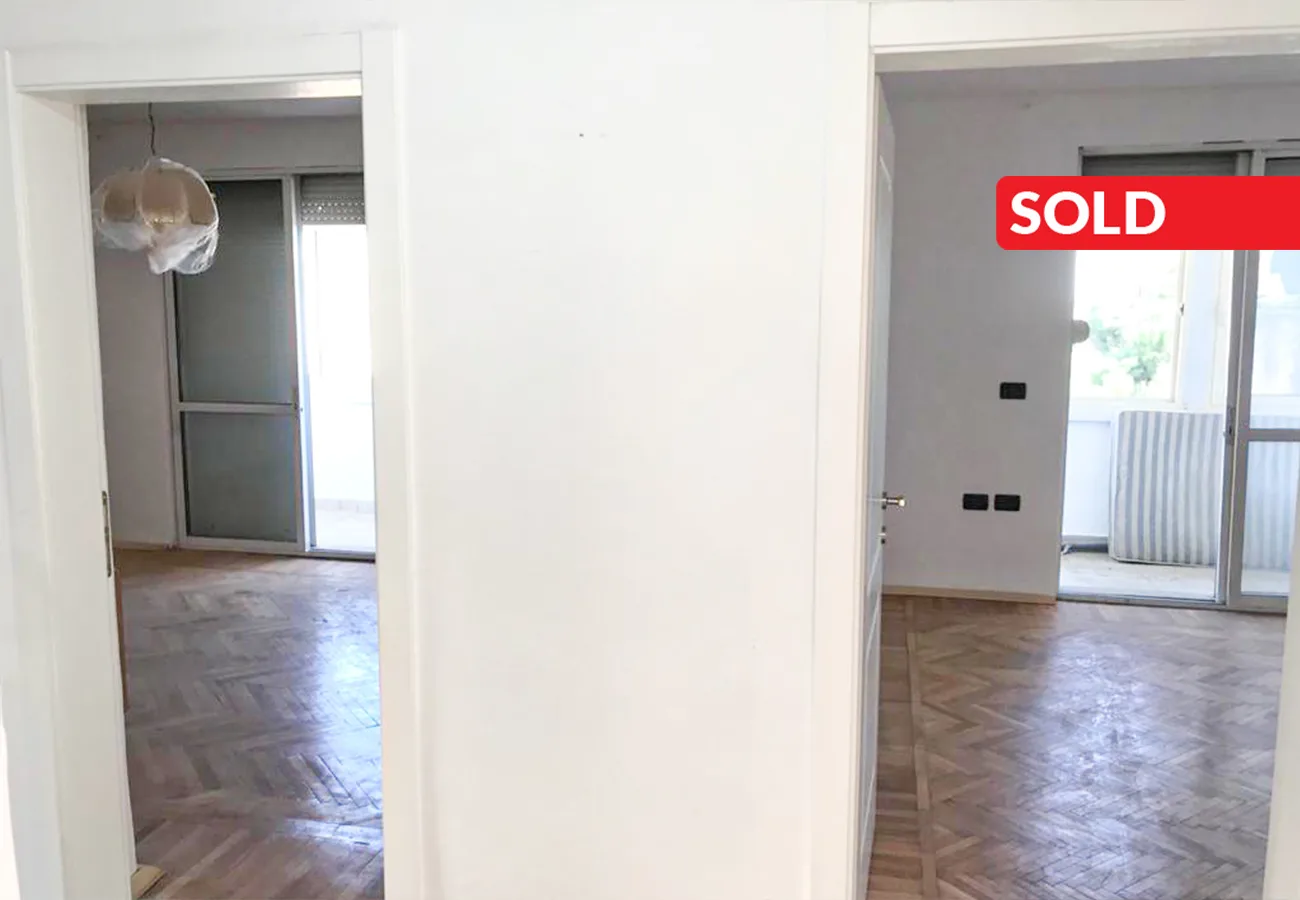 Shitet apartament 2+1 në myslym shyr, tiranë