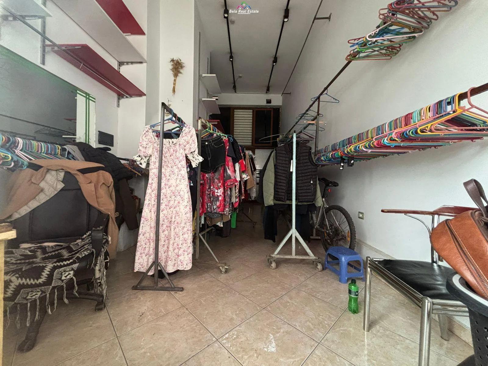 Dyqan Me Qera Prane Square 21 (ID BD21819) Tirane