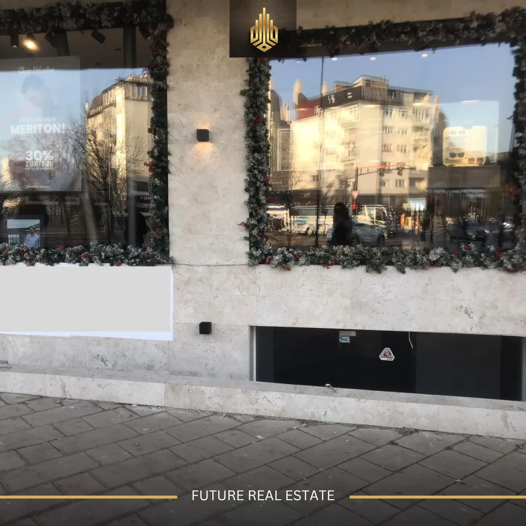 Lokal me QERA/100m²