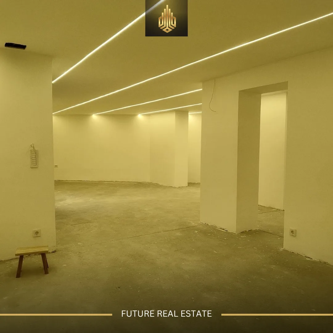 Lokal me QERA/100m²
