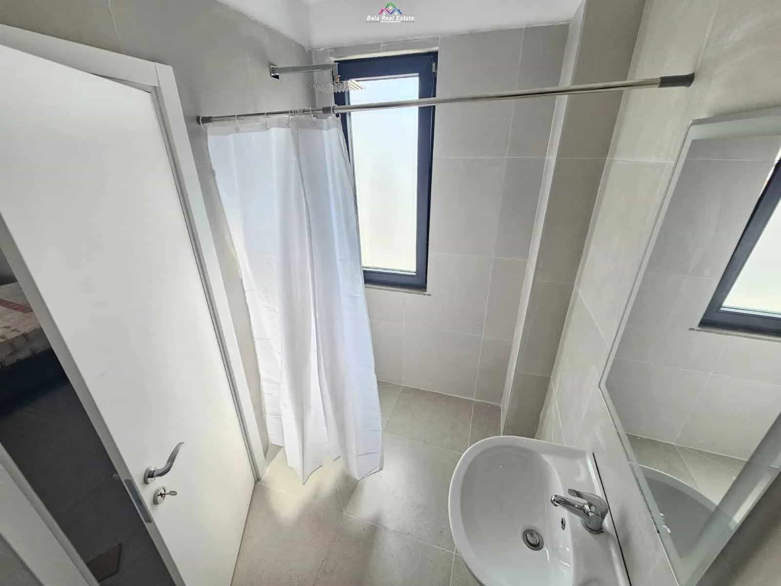Apartament Me Qera 2+1+post parkimi ne Astir (ID B2201477) Tirane.