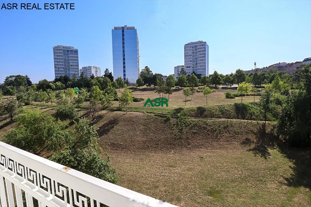 Banese 100m2 me QIRA ne  Ulpiane,