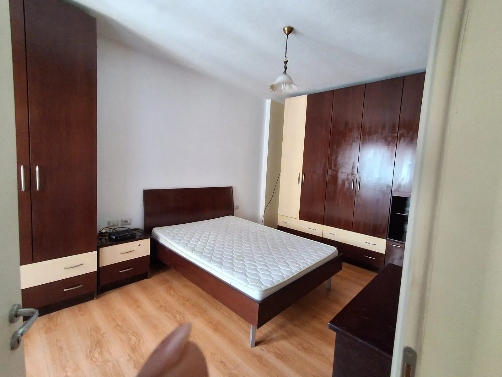 Apartament me qera 1+1 ne Qender (ID B2101142) Tirane