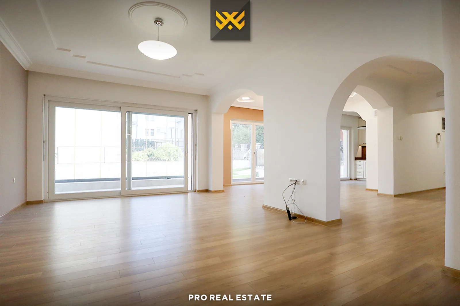 Shtëpi 512m² me #QIRA në Velani