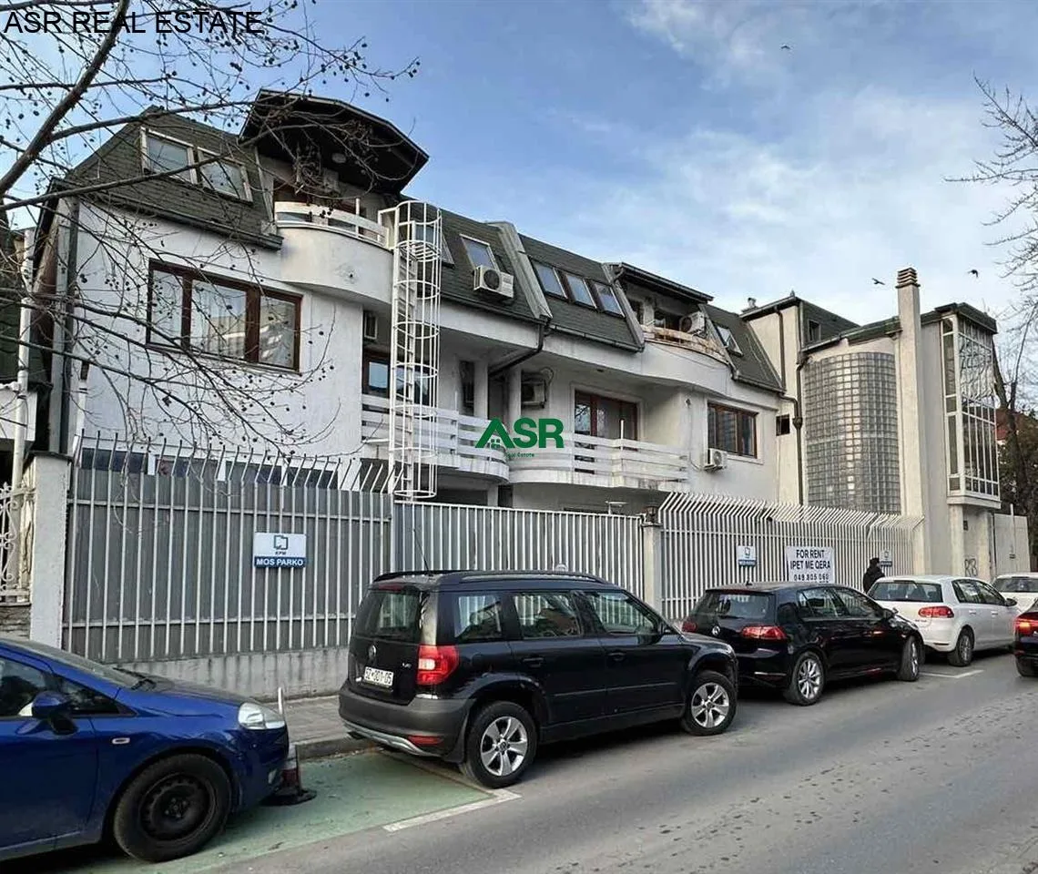 #ID:3275 Objekt/ shtepi 1000m2 me #qira dhe ne shitje në lagjen Pejton