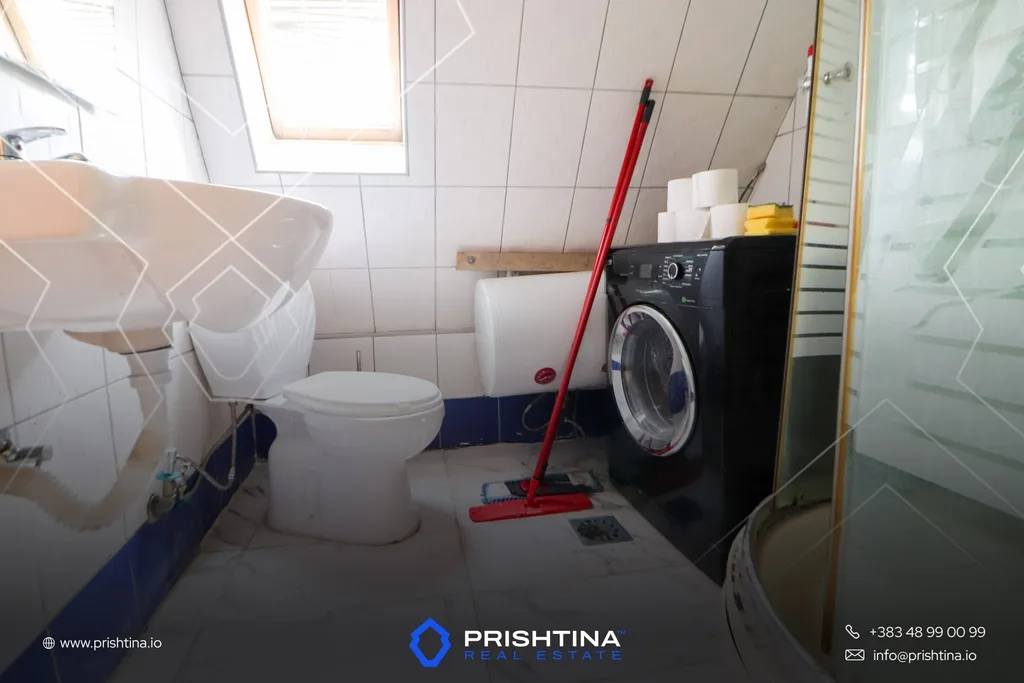 Banesë me qira 94m² te 4 Llullat