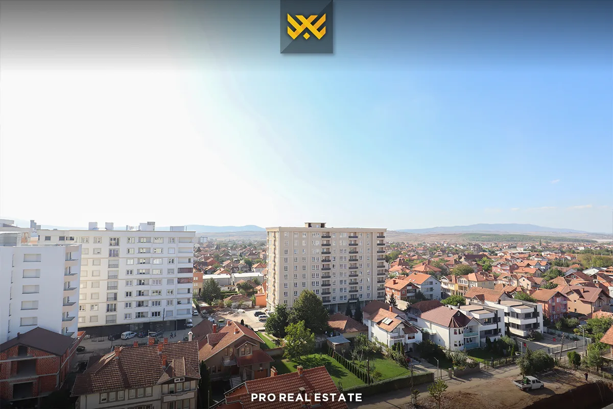 Banesë Penthouse 150m² + 50m² terasë me #QIRA në Fushë Kosovë.