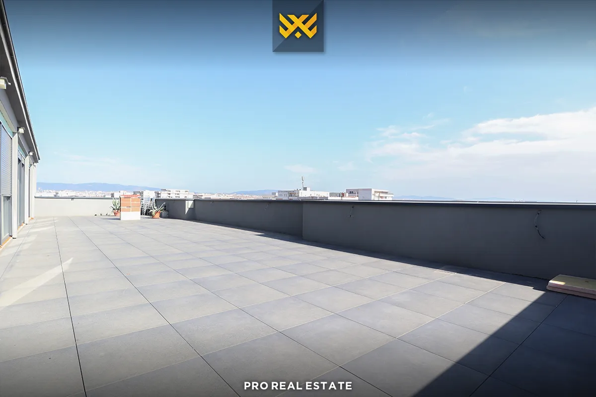 Banesë Penthouse 150m² + 50m² terasë me #QIRA në Fushë Kosovë.