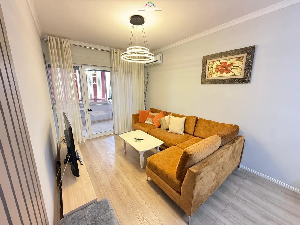 Apartament Me Qera 2+1 ne Bllok (ID B2201711) Tirane