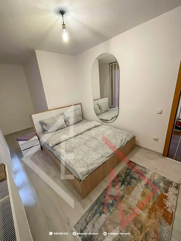 Shitet Banesë – Penthouse i Vogël | 65m² banim + 56m² Terasë | Kompleksi Naki Trade, Mati 1 – Prishtinë