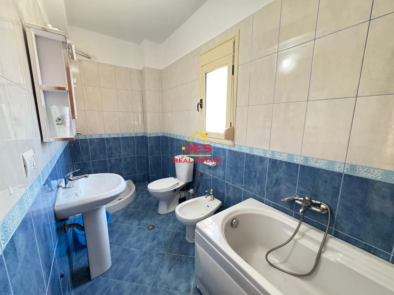 JEPET ME QIRA APARTAMENT 2+1+2 NË LUNGOMARE ,VLORË 📍 Pranë Brooklyn Restaurant