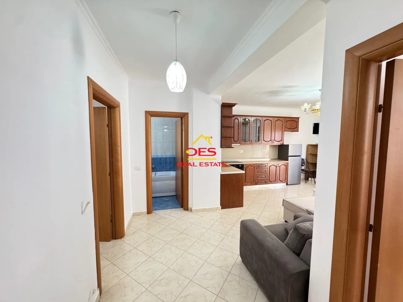 JEPET ME QIRA APARTAMENT 2+1+2 NË LUNGOMARE ,VLORË 📍 Pranë Brooklyn Restaurant