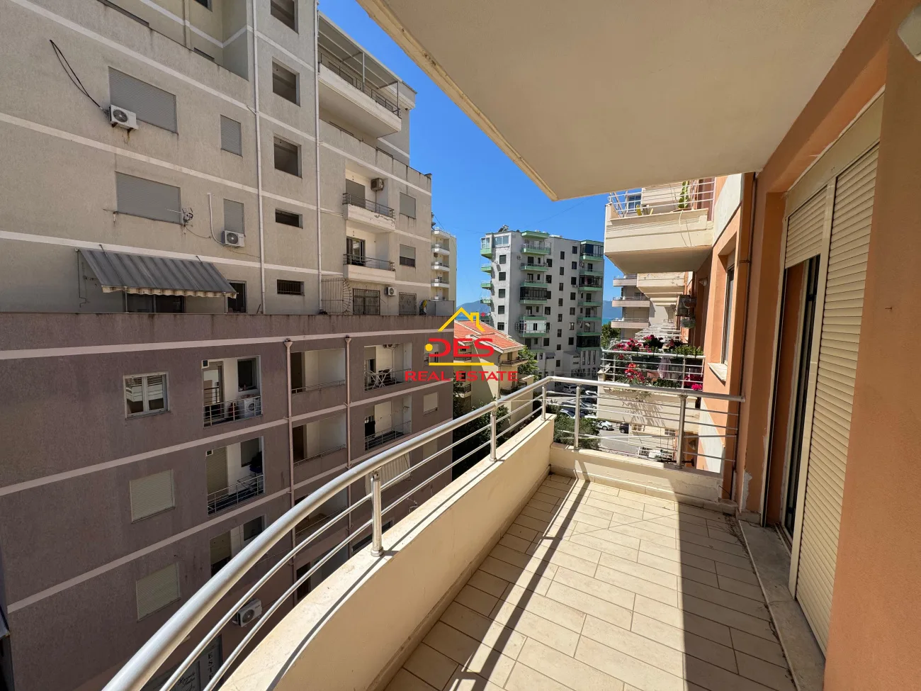 JEPET ME QIRA APARTAMENT 2+1+2 NË LUNGOMARE ,VLORË 📍 Pranë Brooklyn Restaurant