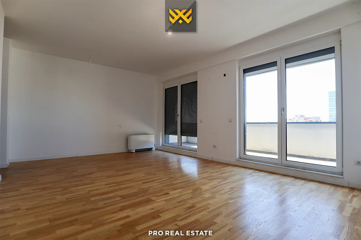 Banesë / Zyrë 115m² me #QIRA në Pejton