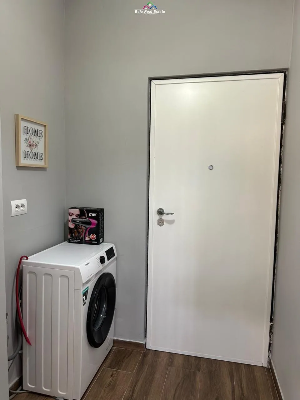 Apartament Me Qera 1+1 Tek Pazari i Ri (ID B2101737) Tirane