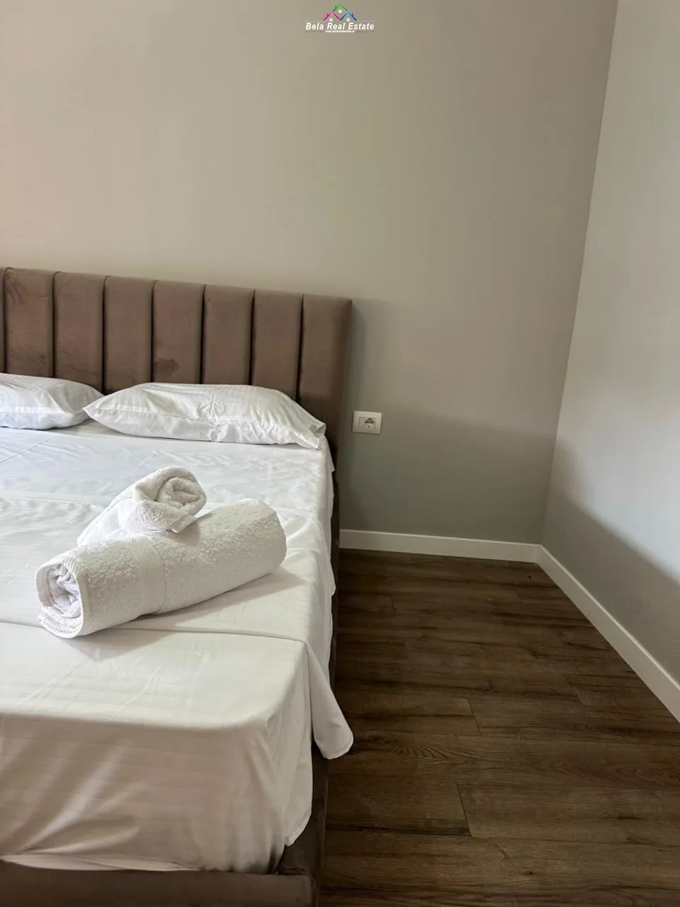 Apartament Me Qera 1+1 Tek Pazari i Ri (ID B2101737) Tirane