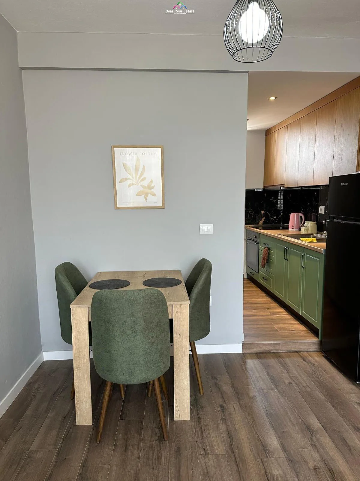 Apartament Me Qera 1+1 Tek Pazari i Ri (ID B2101737) Tirane