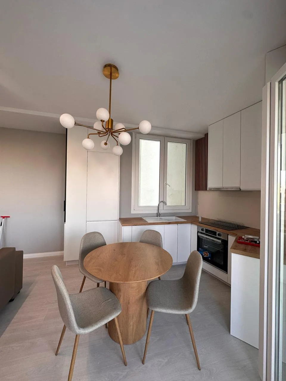 Apartament Me Qera 1+1 Tek Fusha e Aviacionit (ID B2101120) Tirane