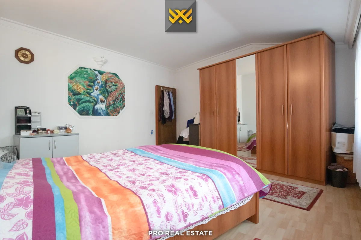 Shtëpi 550m² me #QIRA në Lagjen e Muhaxherëve.