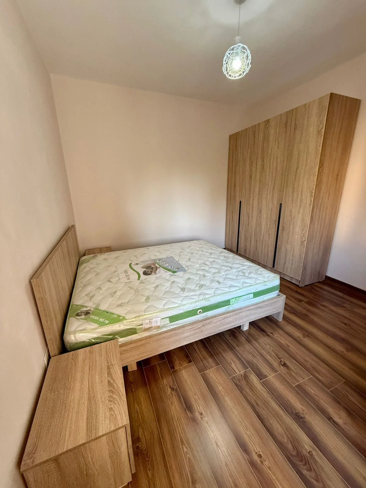 Apartament Me Qera 1+1 Tek Rruga e Kavajes (ID B211374) Tirane