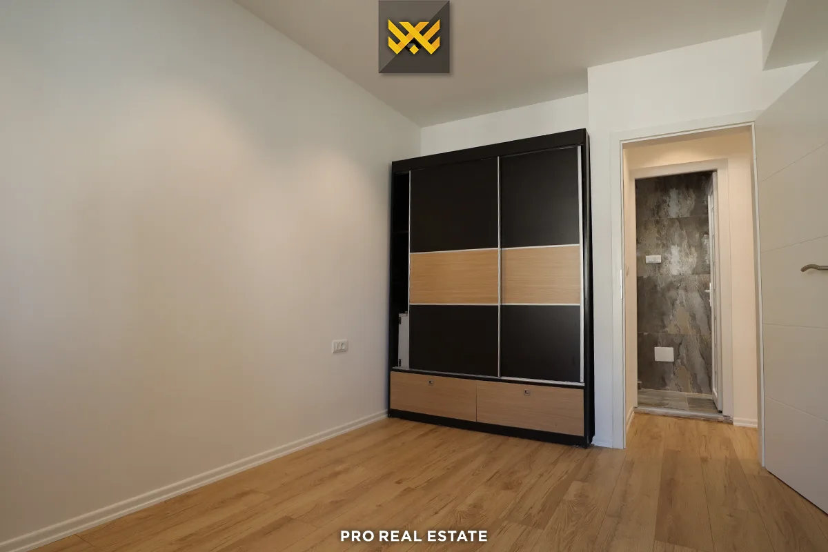 Banesë / Zyrë 60m² Neto me #QIRA te Qafa.