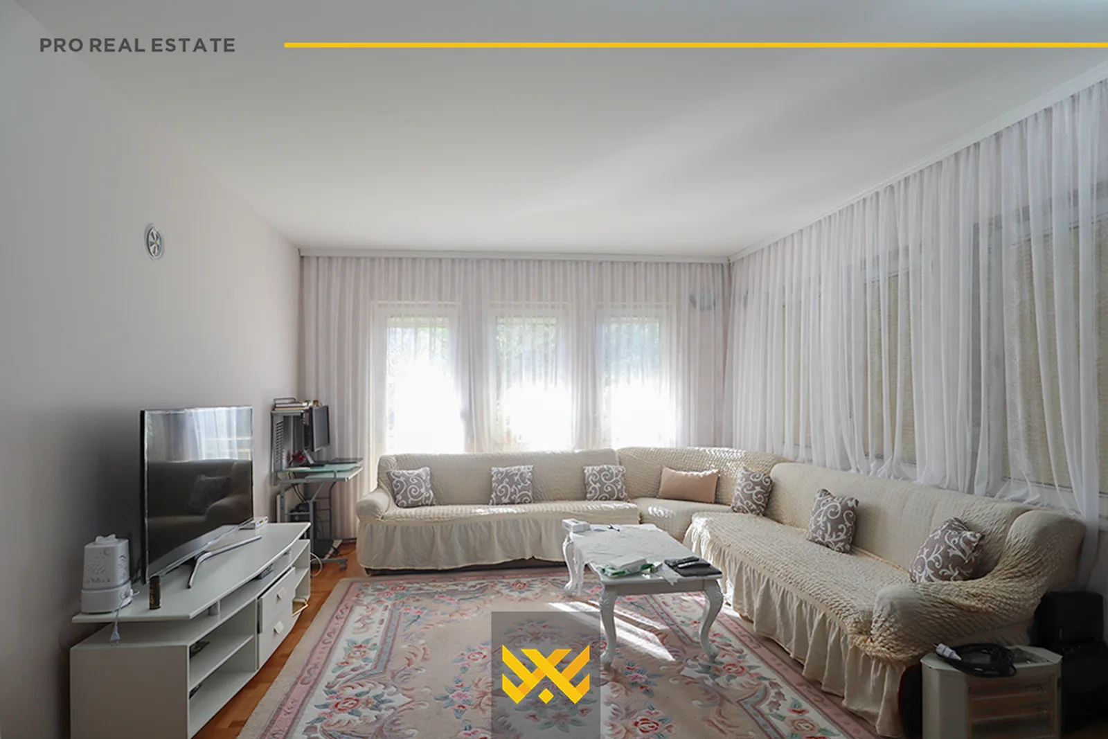 Shtëpi 430m² në #SHITJE në Kodrën e Trimave.