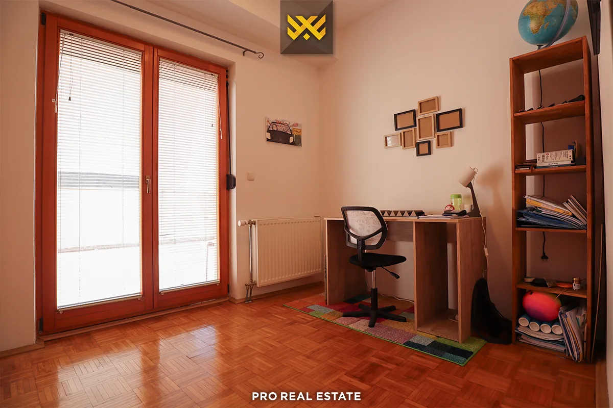 Banesë 110m² + 52.31m² me #QIRA në Dragodan