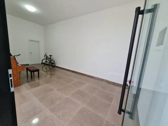 Ambient biznesi me qira pranë kompleksit ‘fiori di bosko’