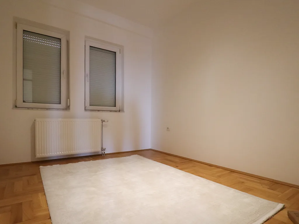 Banesë me qira me 2 dhoma gjumi në Aktash