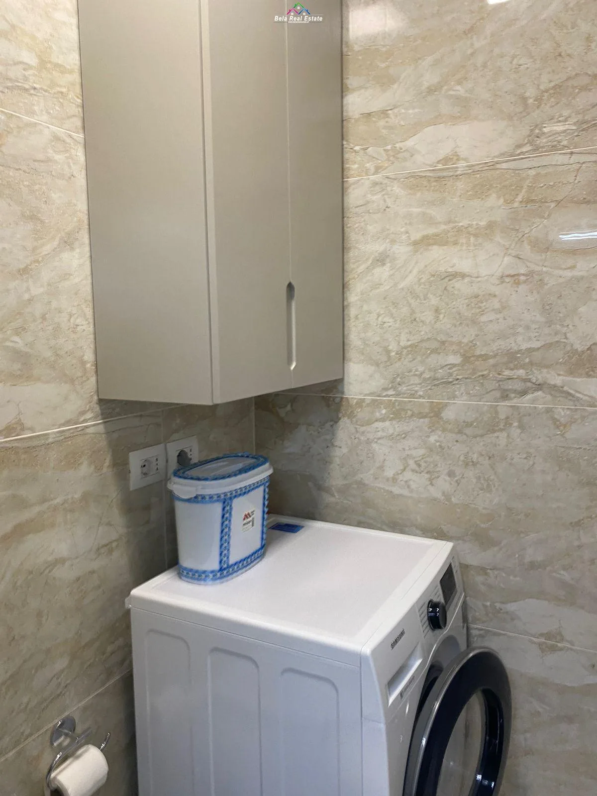 Apartament Me Qera 2+1+2 tek Kompleksi Golden Park (ID B2201256) Tirane