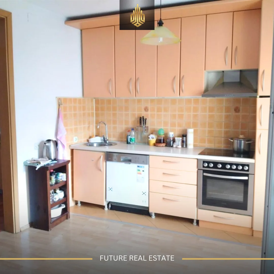 Shtëpi me QERA/300m²