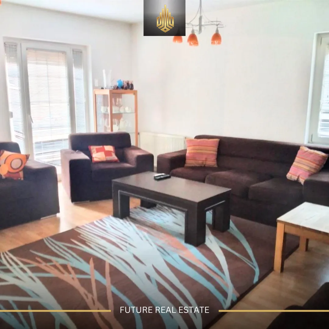 Shtëpi me QERA/300m²