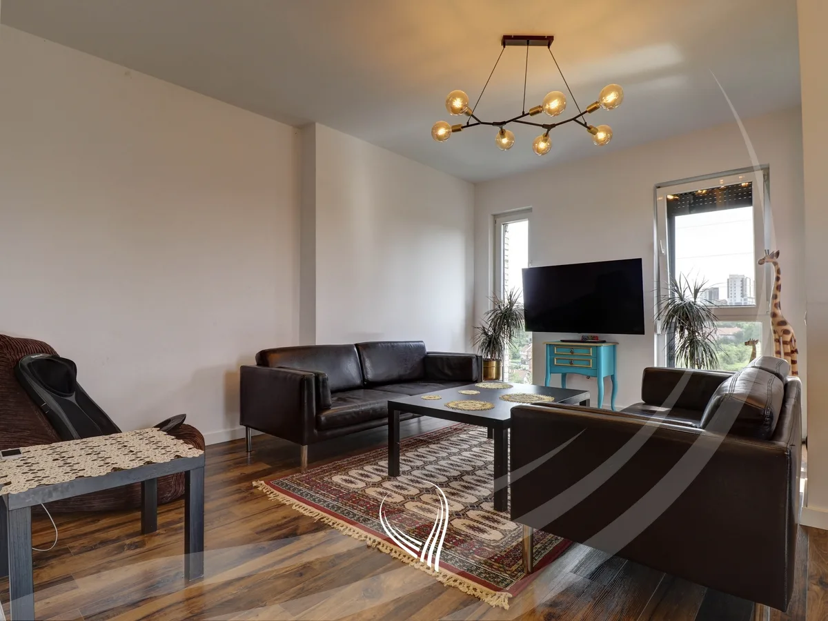 Banesë me 2 dhoma gjumi në shitje në lagjen Prishtina e re – Hill Residence