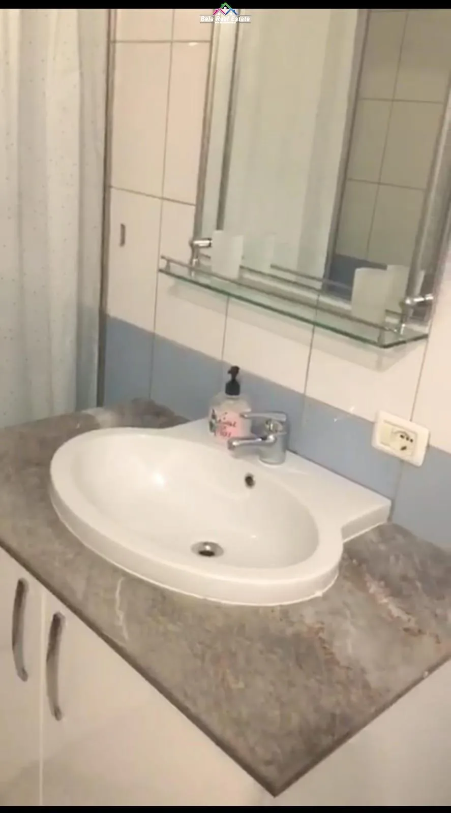 Apartament per qera 1+1 Tek Komuna e Parisit (ID B210590) Tirane