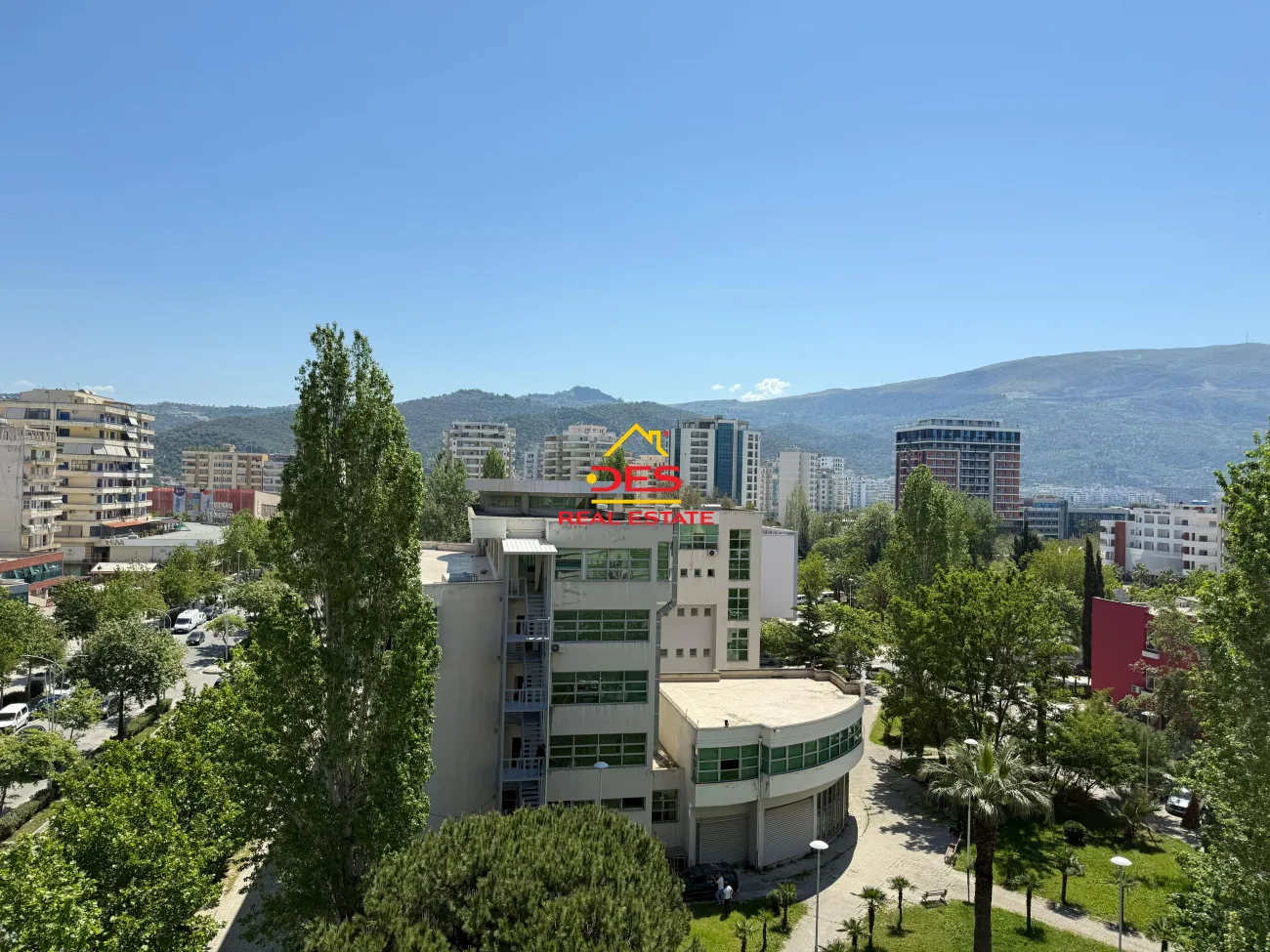 Jepet me qira apartament 1+1 pranë portit, vlorë