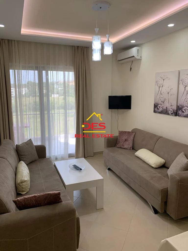 Shitet apartament 1+1 në radhimë, vlorë.