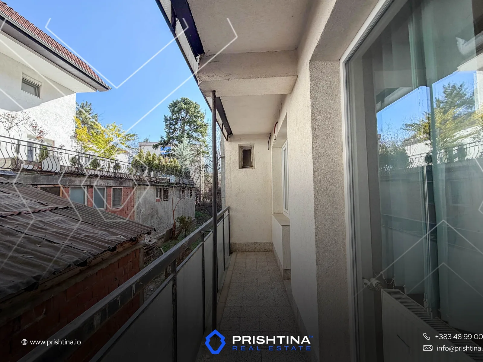 Zyre me qira 67m² në Ulpianë