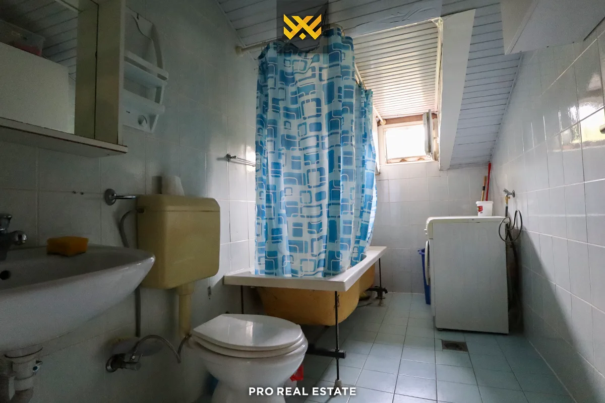 Objekt / Zyrë 230m² me #QIRA te Parku i Qytetit