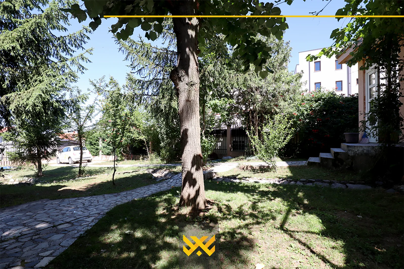 Shtëpi 220m² me #QIRA në Matiçan.