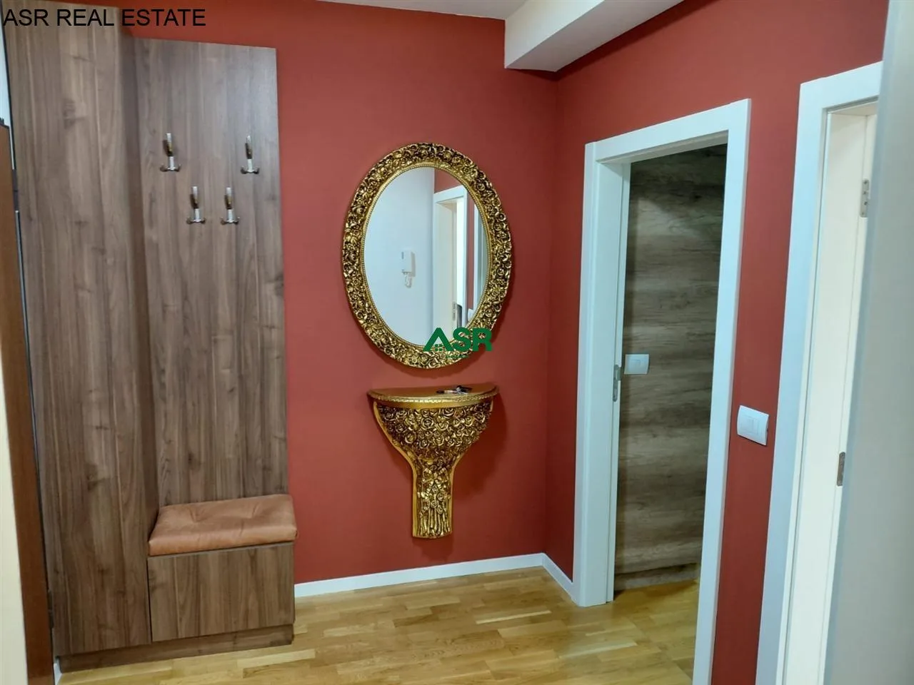 #ID:4126 Banesë 65m2 me #qira në Emshir