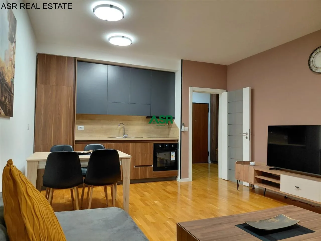 #ID:4126 Banesë 65m2 me #qira në Emshir