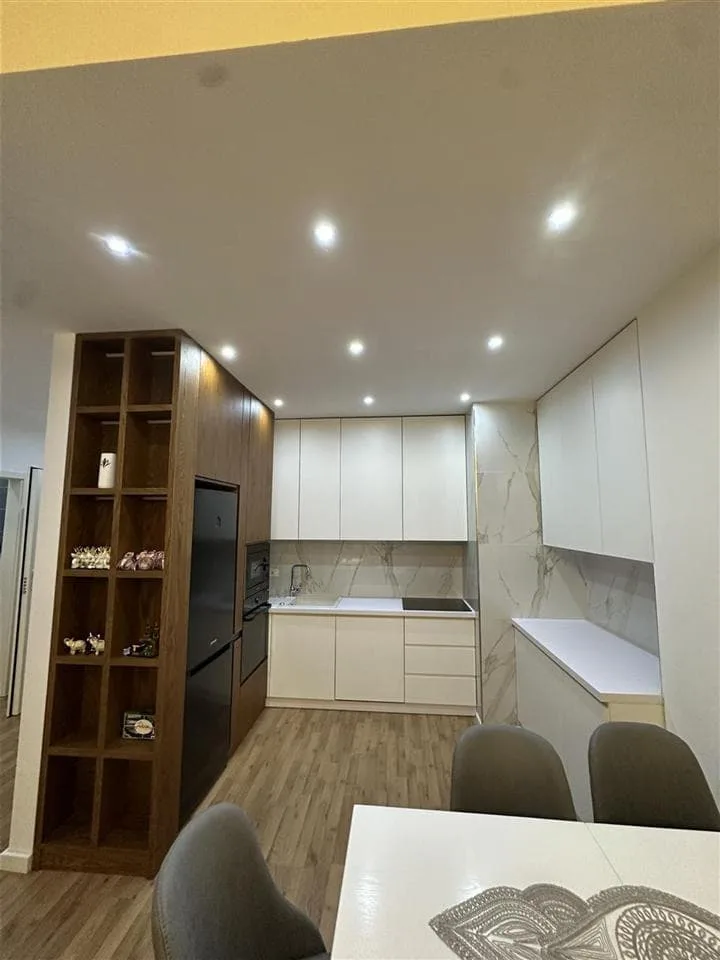 Apartament me Qera 2+1 tek Ali Demi (ID B2201441) Tirane