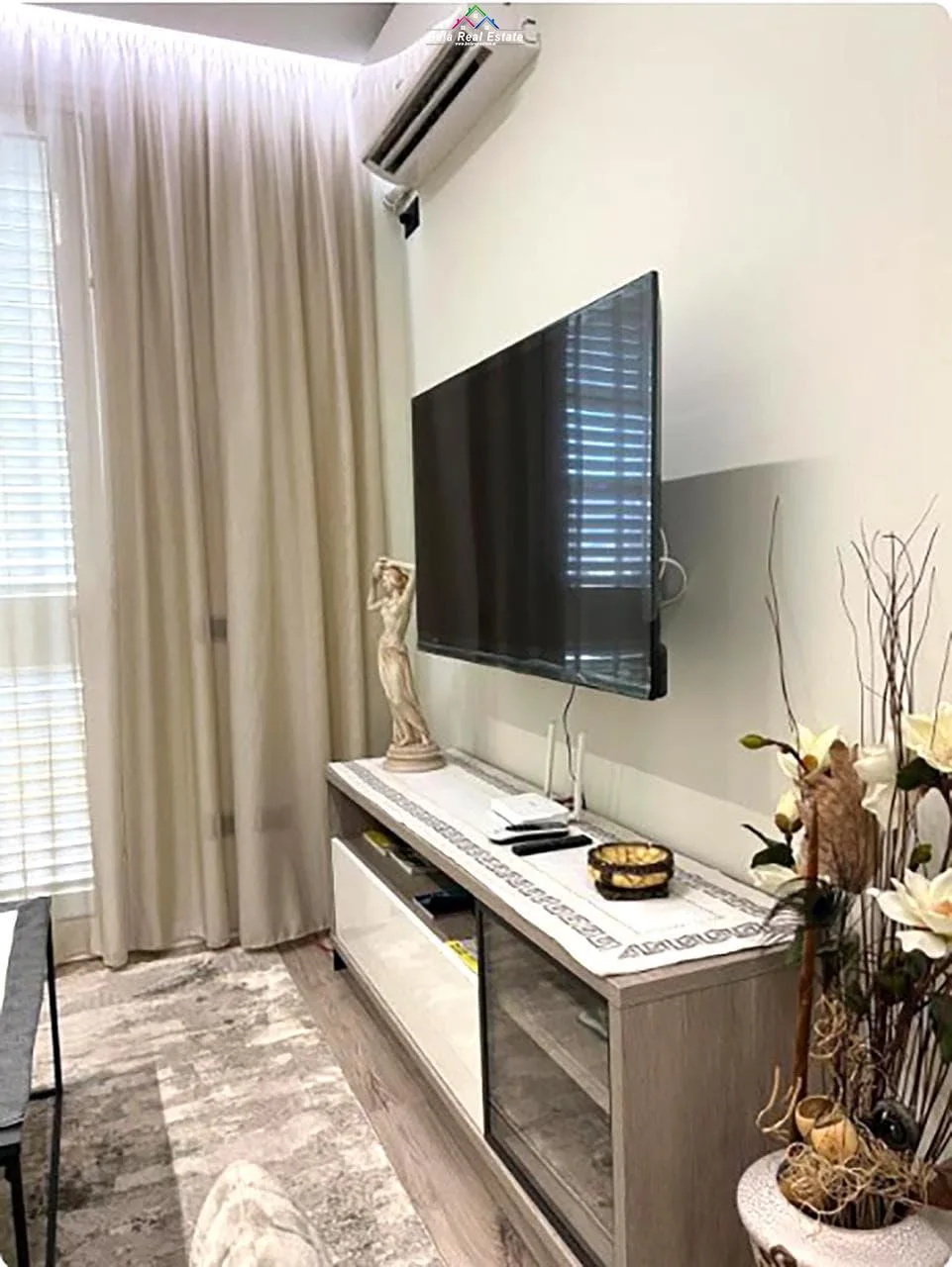 Apartament Me Qera 1+1 Ne Qender (ID B2101492) Tirane