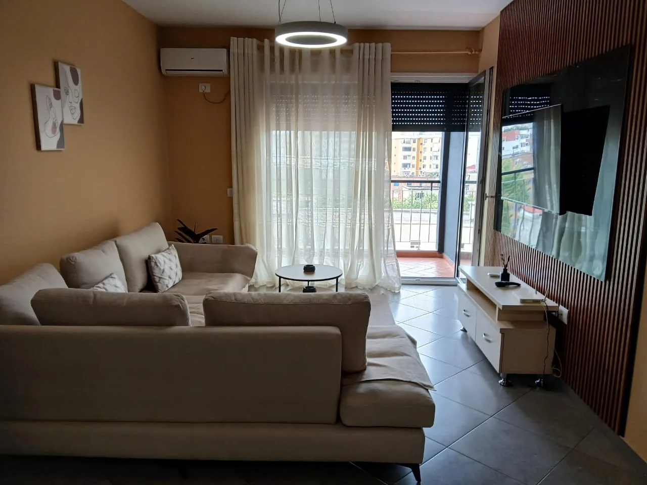 Apartament Me Qera 1+1 Tek Jordan Misja (ID B2101175) Tirane